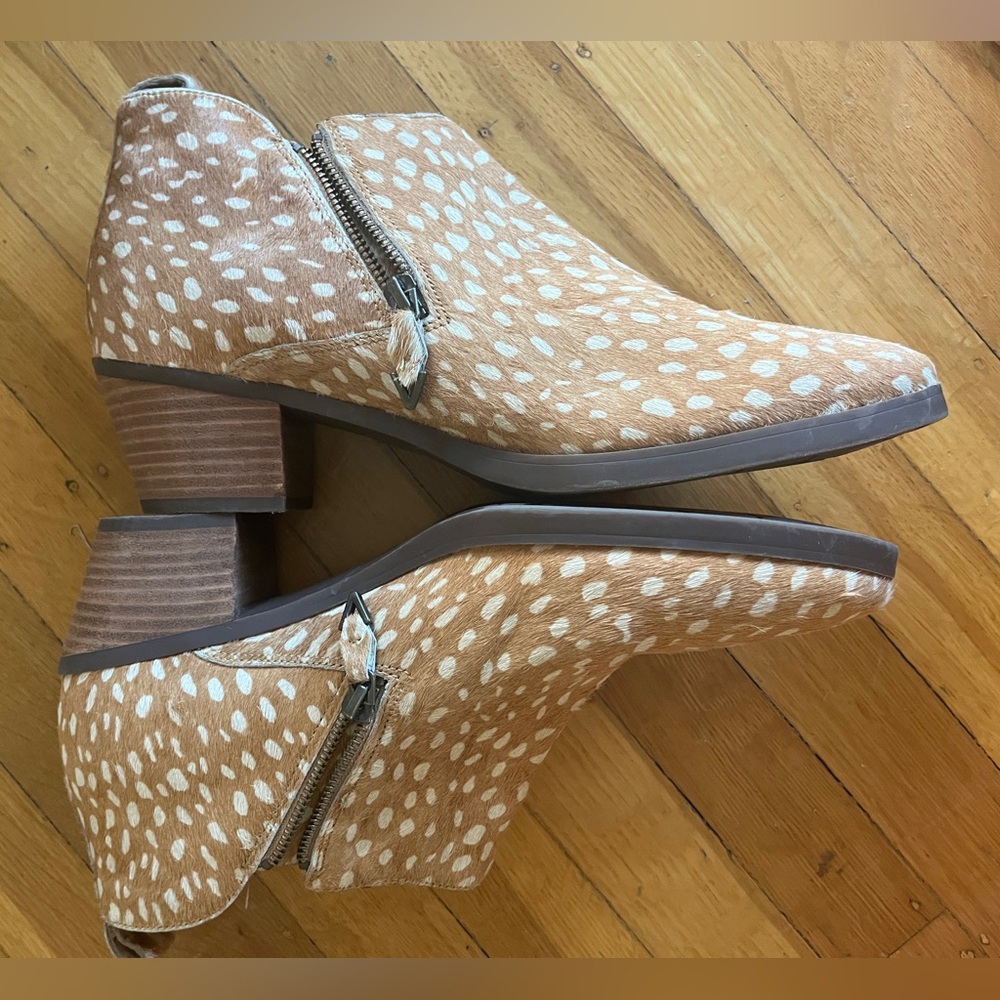 Vionic cow hair pony hair polka dot spotted booties short ankle boots 11 camel - Picture 6 of 7